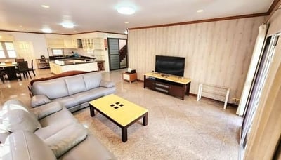 Property image 1 of 5