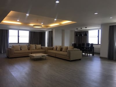 Property image 1 of 5