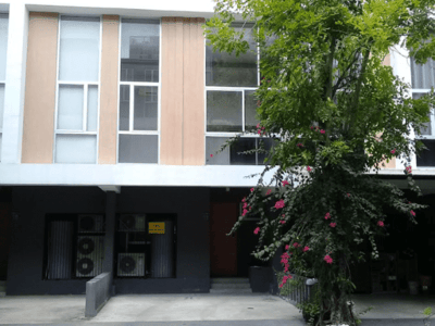 Property image 1 of 5