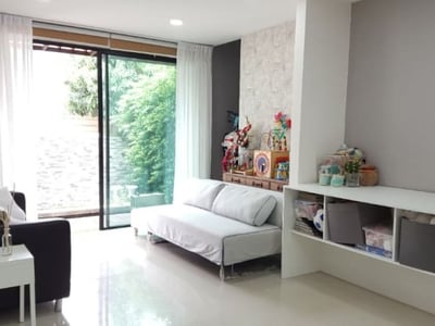 Property image 1 of 5