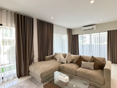 Property image 1 of 5