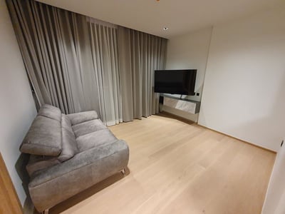 Property image 1 of 9
