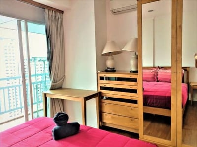 Property image 1 of 5