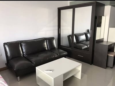 Property image 1 of 8