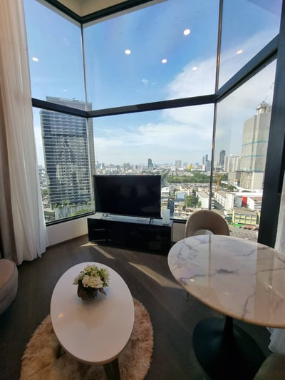 Property image 1 of 12