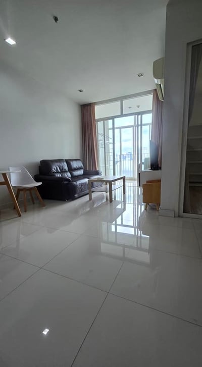 Property image 1 of 11
