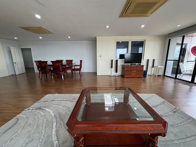 Property image 1 of 21