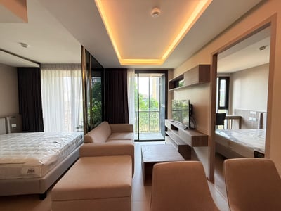 Property image 1 of 8