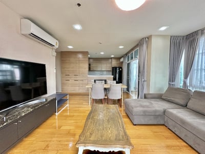 Property image 1 of 8