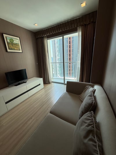 Property image 1 of 9