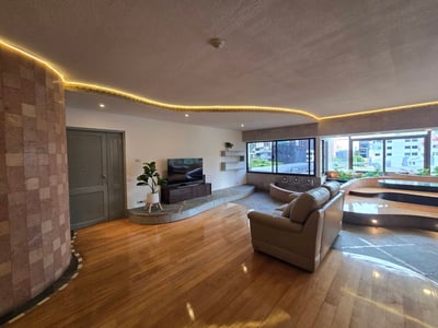 Property image 1 of 17