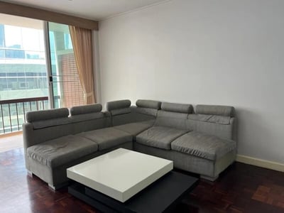 Property image 1 of 9
