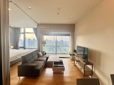 Property image 1 of 5