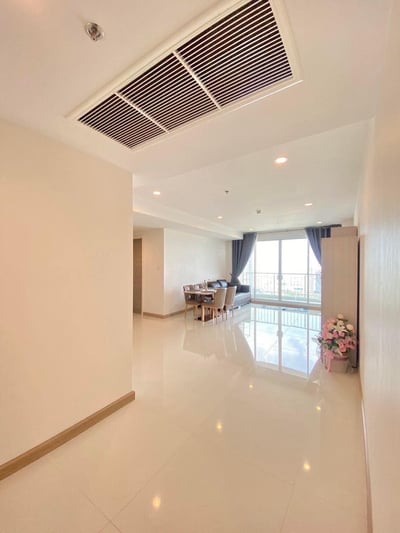 Property image 1 of 9