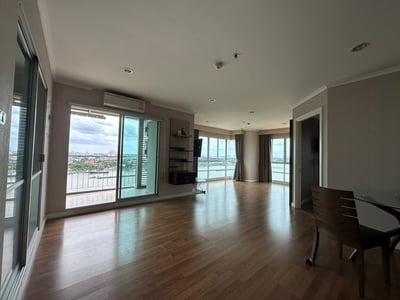 Property image 1 of 20