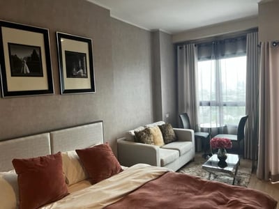 Property image 1 of 7
