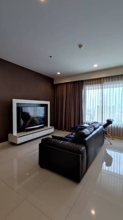 Property image 1 of 10
