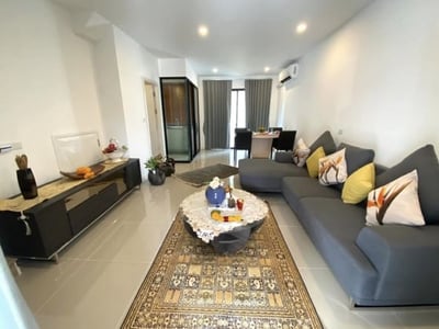 Property image 1 of 5