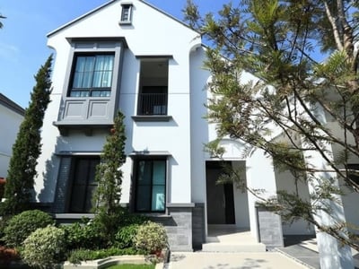 Property image 1 of 5
