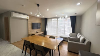 Property image 1 of 7