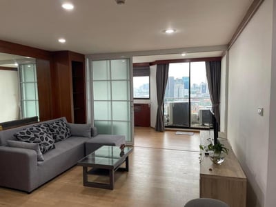 Property image 1 of 12