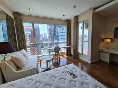 Property image 1 of 6