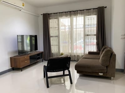 Property image 1 of 5