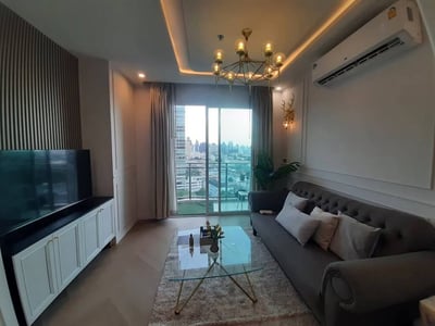 Property image 1 of 12