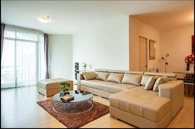 Property image 1 of 8