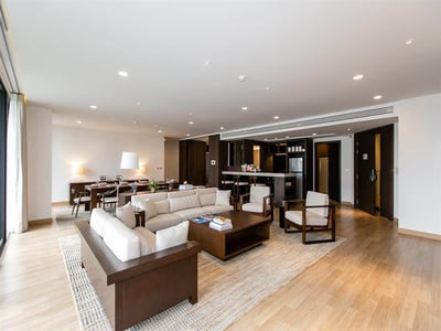 Property image 1 of 12