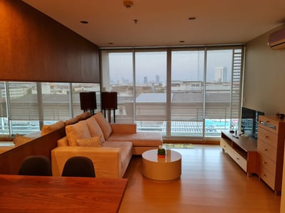 Property image 1 of 3