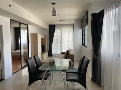 Property image 1 of 7