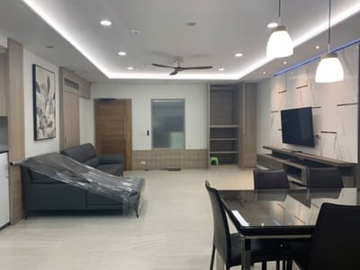 Property image 1 of 5