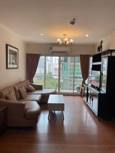 Property image 1 of 10