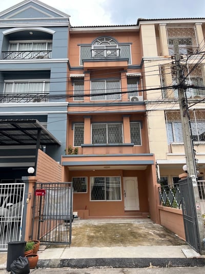 Property image 1 of 17