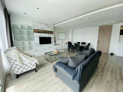 Property image 1 of 9