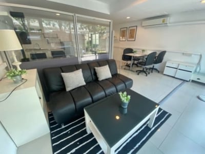 Property image 1 of 5