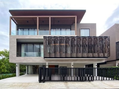 Property image 1 of 5