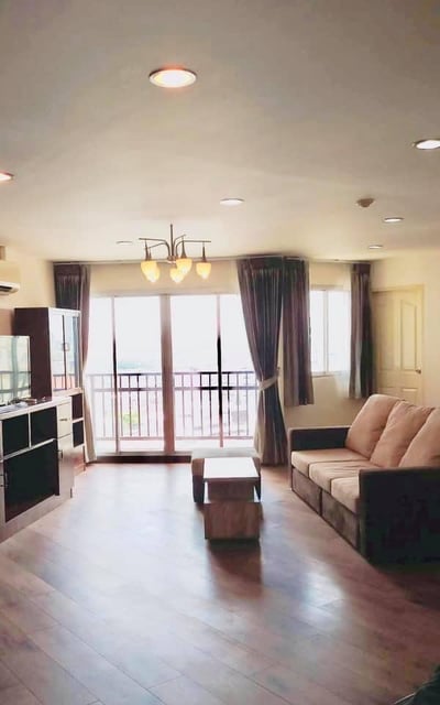 Property image 1 of 10