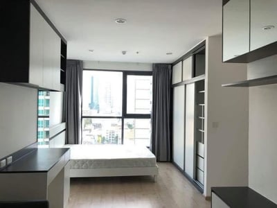 Property image 1 of 6