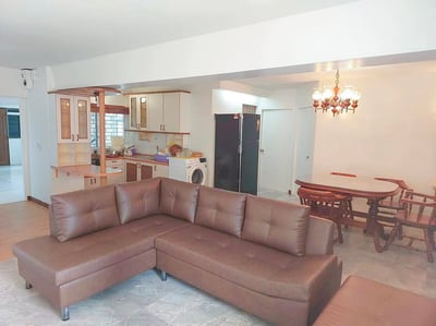 Property image 1 of 5