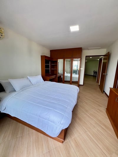 Property image 1 of 11