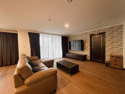 Property image 1 of 30
