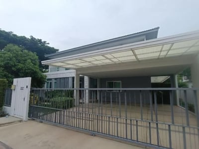 Property image 1 of 5