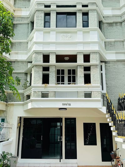 Property image 1 of 11