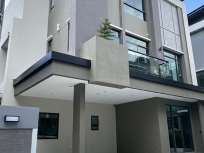 Property image 1 of 16