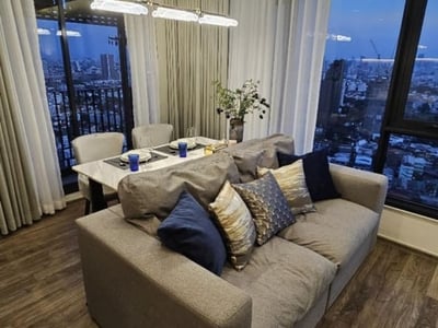 Property image 1 of 18