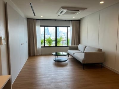 Property image 1 of 5