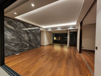 Property image 1 of 11