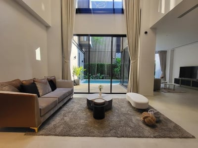 Property image 1 of 19